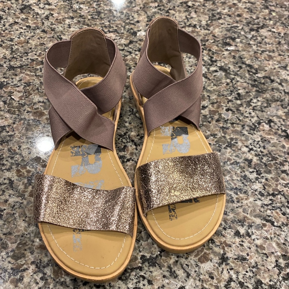 Women’s sorel sandals
